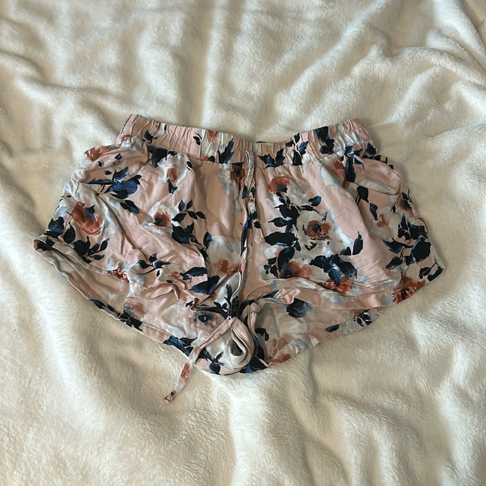 bed shorts